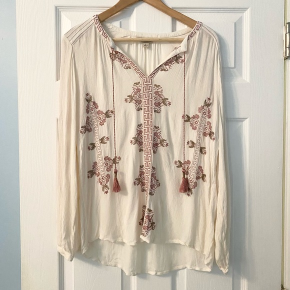 Lucky Brand Tops - Lucky Brand Cream Blouse with Pink Embroidery